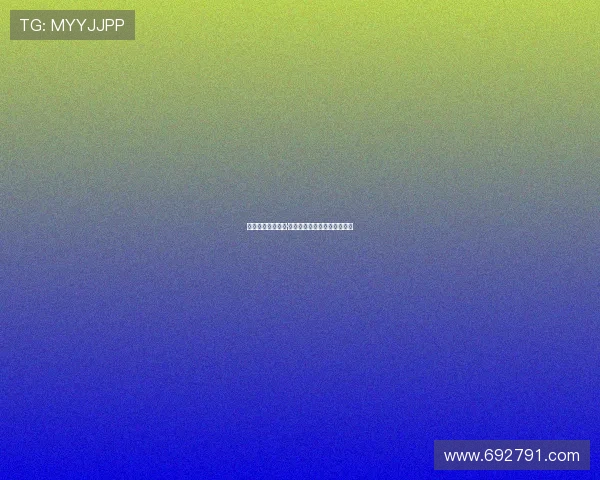 永恒的魅力：辛迪·克劳馥，定义超模时代的传奇